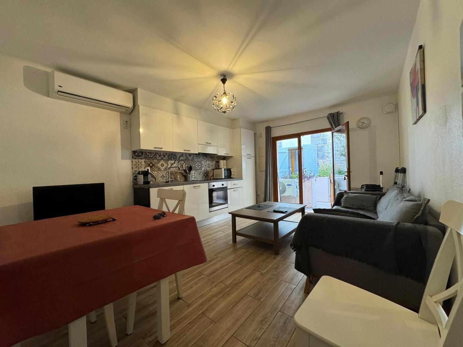 Cosy Poullan, 2-Bedroom Apartment, 200 M From The Beach Nisa Exterior foto