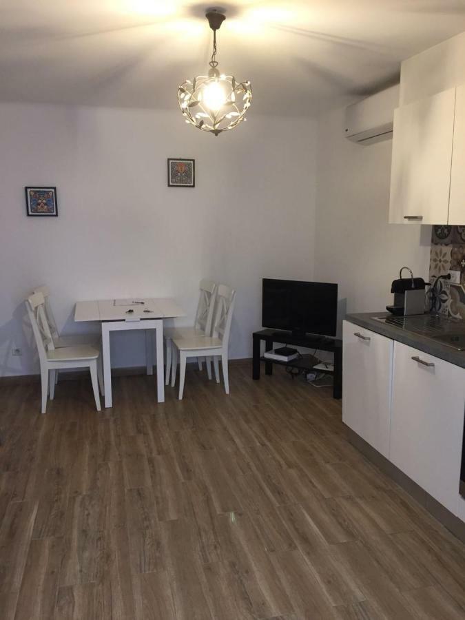 Cosy Poullan, 2-Bedroom Apartment, 200 M From The Beach Nisa Exterior foto